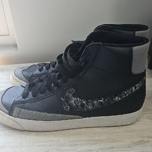 Nike Mens Blazer Recycled Felt Edition, 9.5